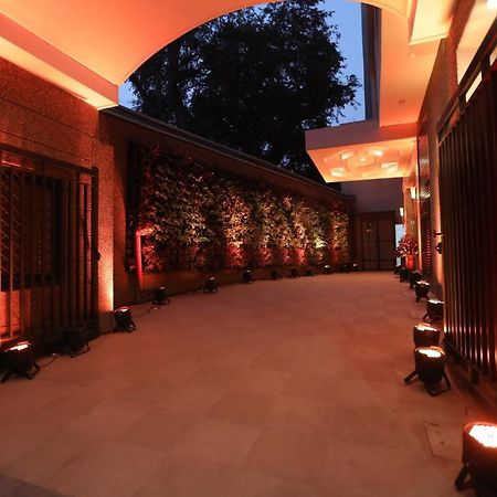 ศรยา เรซิเดนซี กุหลาบพาฆะ Hotel อุเดเปอร์ ภายนอก รูปภาพ