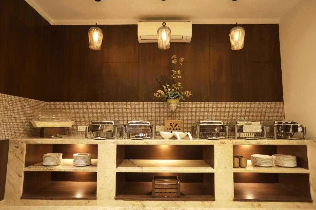 ศรยา เรซิเดนซี กุหลาบพาฆะ Hotel อุเดเปอร์ ภายนอก รูปภาพ