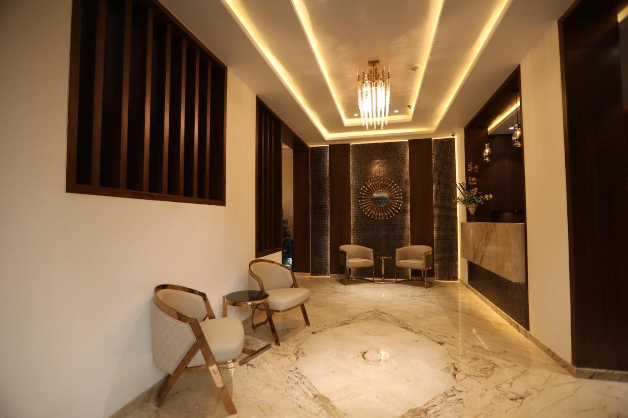 ศรยา เรซิเดนซี กุหลาบพาฆะ Hotel อุเดเปอร์ ภายนอก รูปภาพ