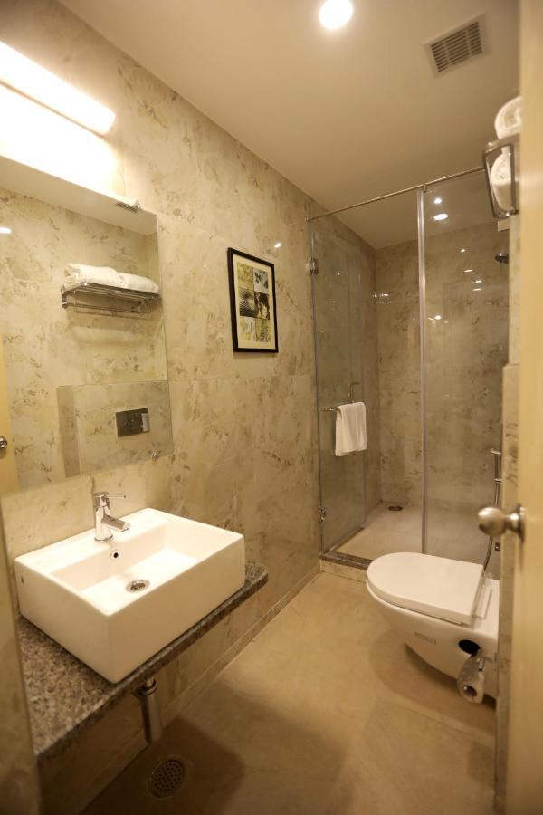 ศรยา เรซิเดนซี กุหลาบพาฆะ Hotel อุเดเปอร์ ภายนอก รูปภาพ
